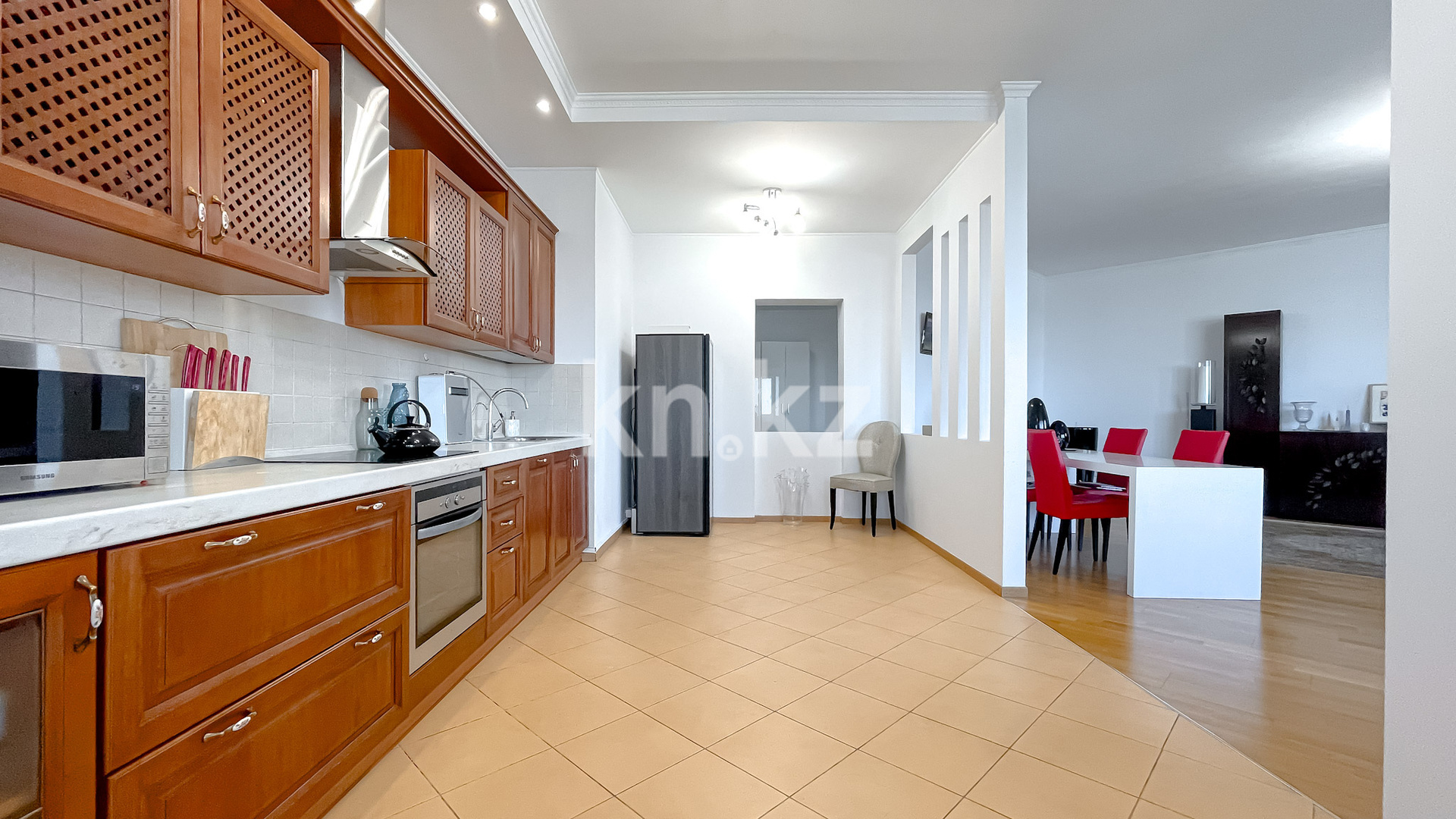 Продажа 5-комнатной квартиры, 195 м² в Алматы - фото 3