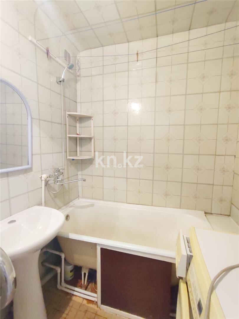 Продажа 3-комнатной квартиры, 65 м² в Караганде - фото 4
