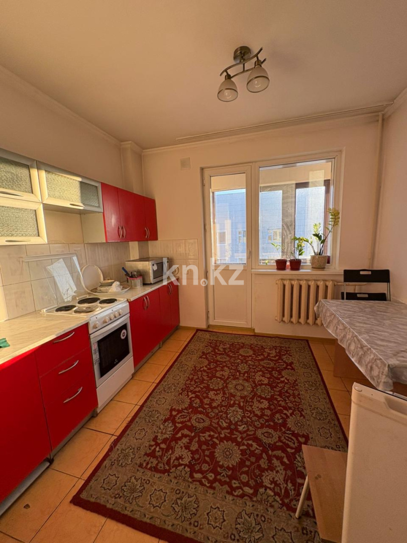 Аренда 2-комнатной квартиры, 65 м², ул. Сауран, дом  2 - ул. Достык - Аренда  двухкомнатных квартир помесячно в Астане фото 1 из 10