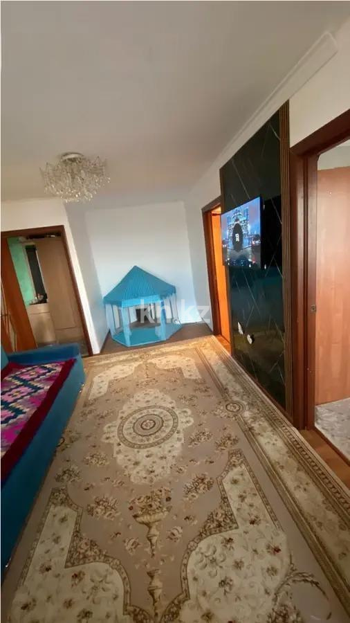 Продажа 3-комнатной квартиры, 49 м², мкр-н 15, дом  2 - Продажа квартир в Караганде фото 1 из 5