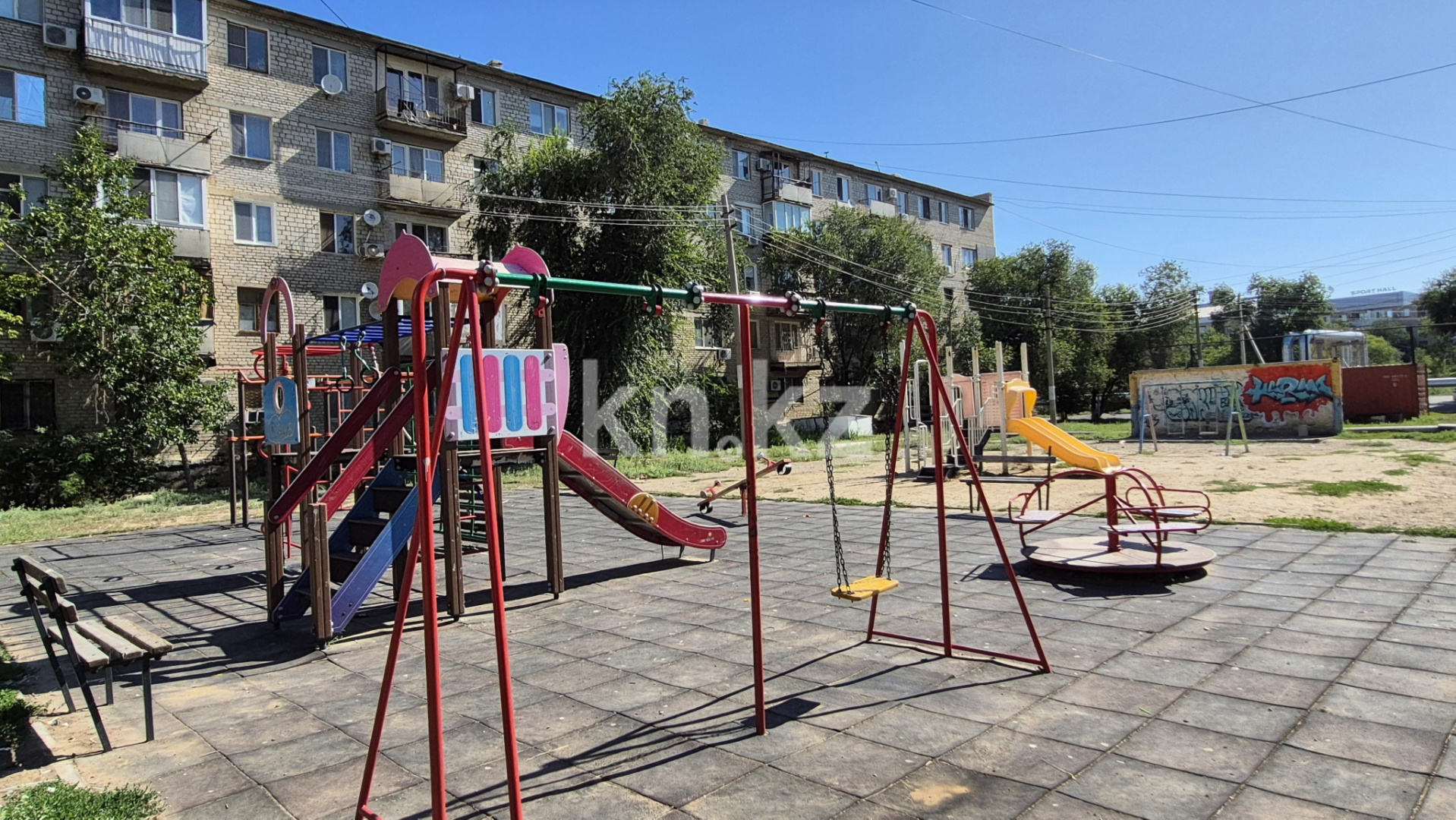 Продажа 3-комнатной квартиры, 75 м², пр. Азаттык, дом  42 А - Продажа квартир в Атырау фото 2 из 37