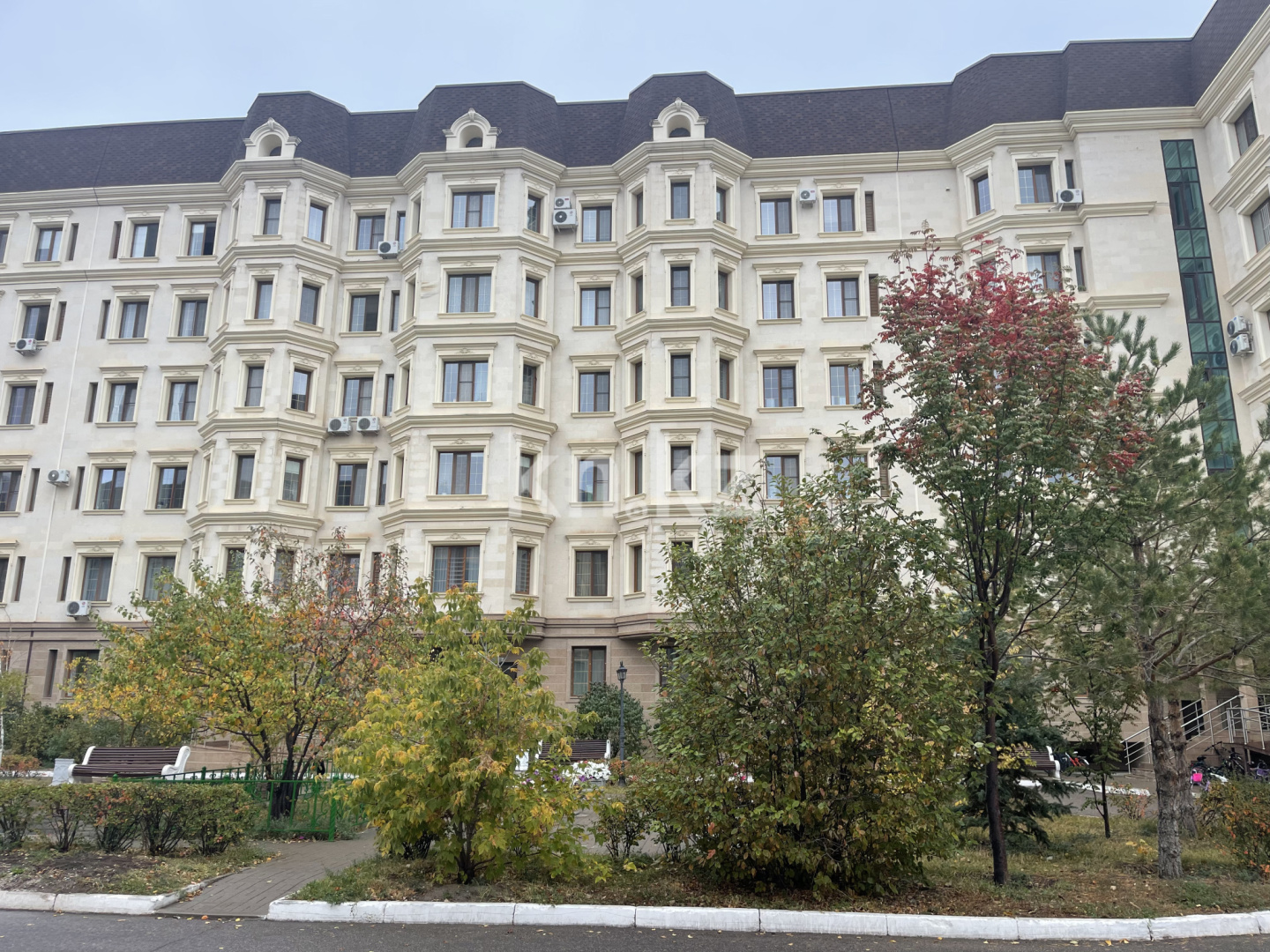 Аренда 5-комнатной квартиры, 215 м², ул. Мухамедханова, дом  7/1 - пр. Туран - Аренда квартир помесячно в Астане фото 40 из 40