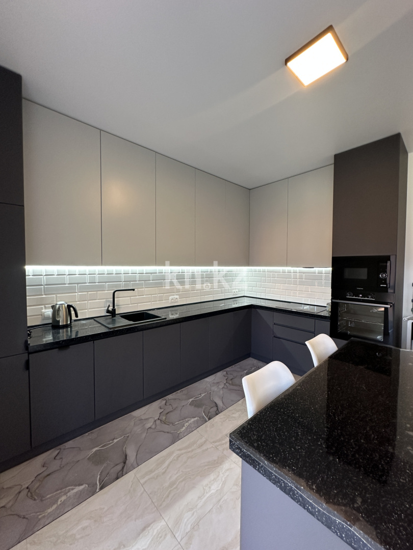 Продажа 4-комнатной квартиры, 198 м², ул. Ботаническая, дом  12/12 в Караганде - фото 30