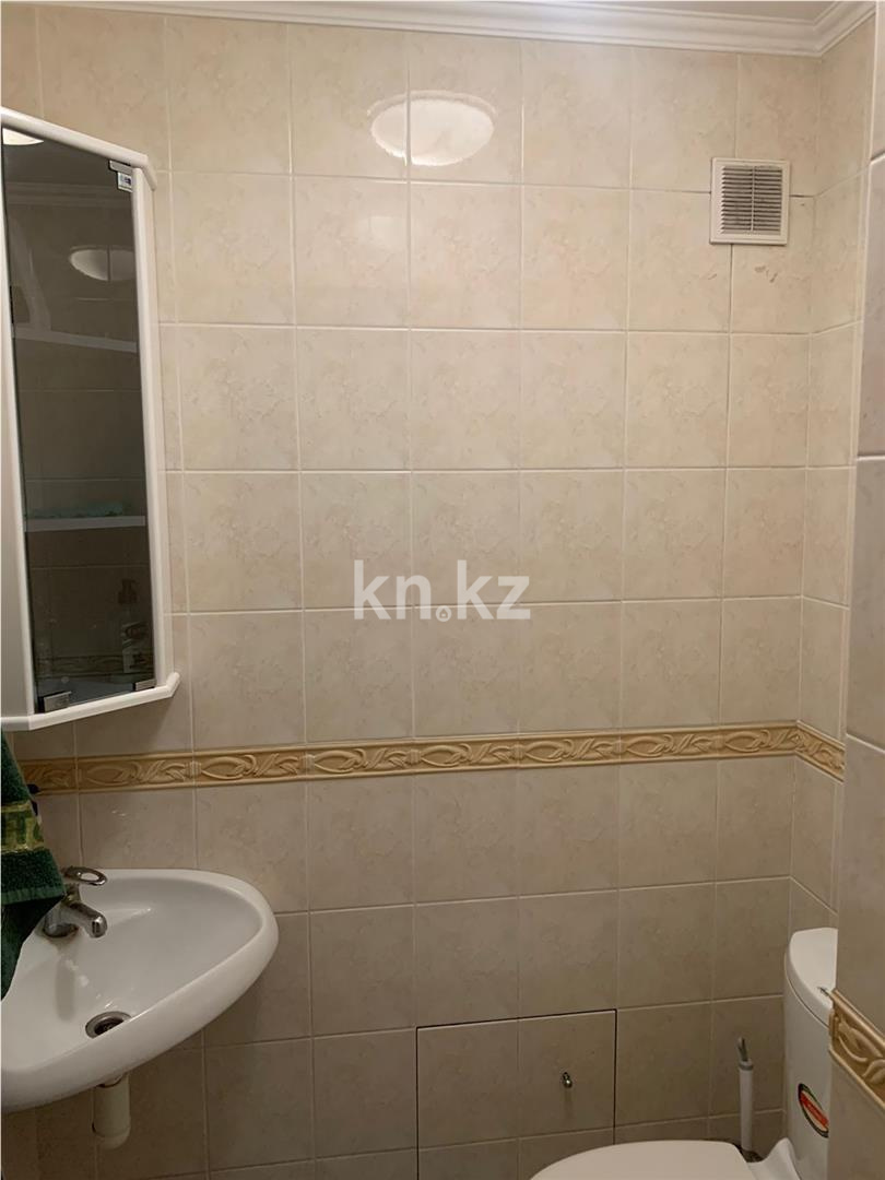 Продажа 3-комнатной квартиры, 92 м², пр. Н. Абдирова, дом  15 - Продажа квартир в Караганде фото 8 из 11