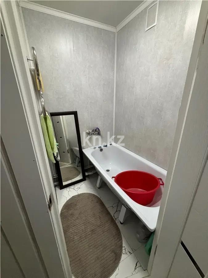Продажа 2-комнатной квартиры, 47 м², 13-й мкр., дом  30 - Продажа квартир в Караганде без посредников фото 4 из 5