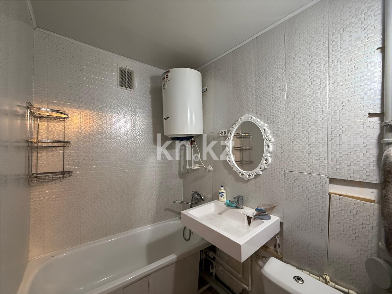 Продажа 2-комнатной квартиры, 45 м², мкр-н 12, дом  22 - Продажа  двухкомнатных квартир в Караганде фото 10 из 13