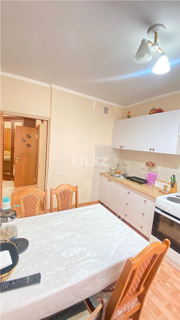 Продажа 2-комнатной квартиры, 65 м², пр. Шахтеров - Продажа  двухкомнатных квартир в Караганде фото 10 из 16