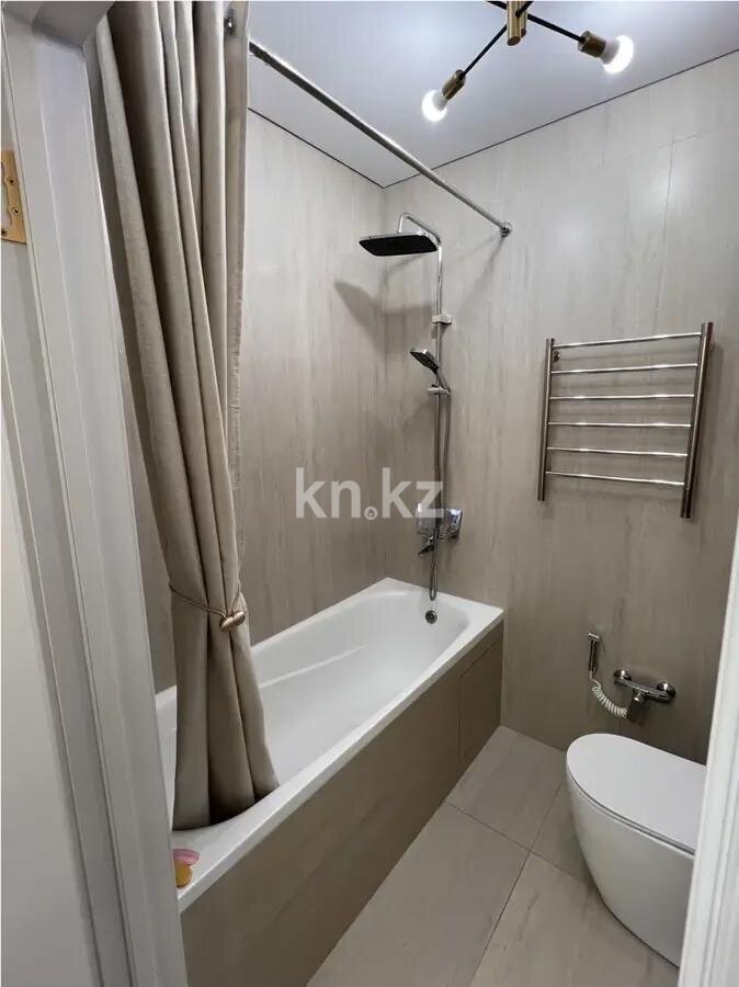 Продажа 1-комнатной квартиры, 40.4 м² в Алматы - фото 3