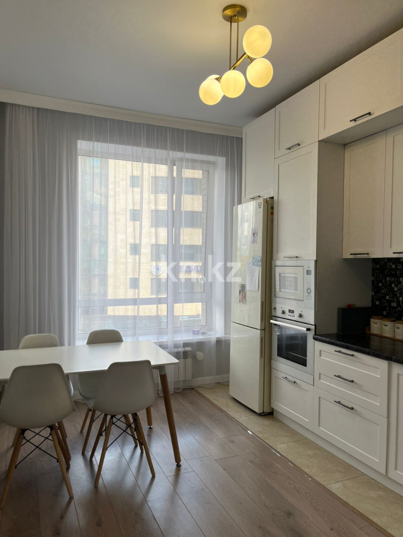 Аренда 3-комнатной квартиры, 82 м², ул. Нарикбаева, дом  22 - ул. Кургальжинское шоссе - Аренда жилой и коммерческой недвижимости в Астане фото 1 из 7