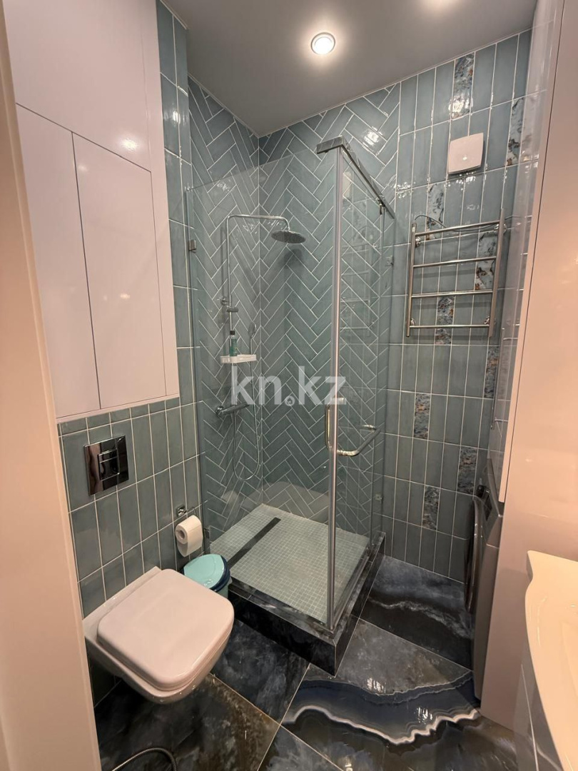 Продажа 4-комнатной квартиры, 122 м², ул. Кулкыбаева, дом  62 - Продажа  четырехкомнатных квартир в Караганде фото 17 из 22