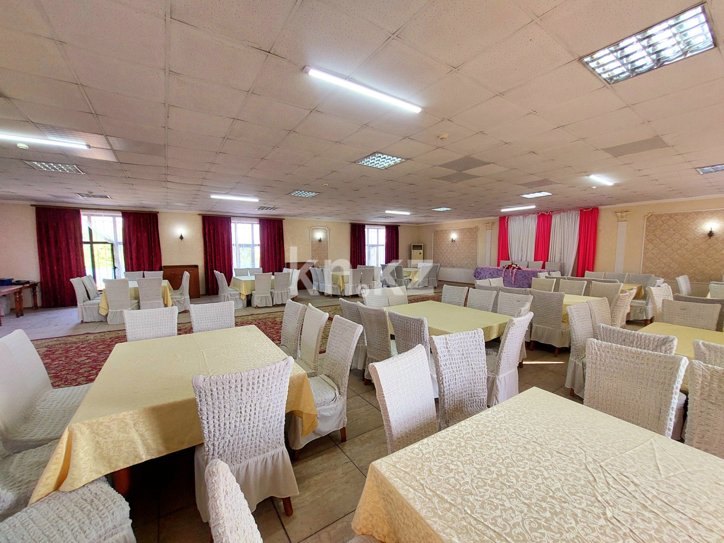 Продажа , 700 м², ул. Аль-Фараби, дом  1111 - Продажа офисных и торговых помещений в Шымкенте фото 20 из 31