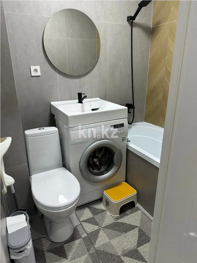 Продажа 3-комнатной квартиры, 62 м², мкр-н 10а, дом  2 в Алматы - фото 5