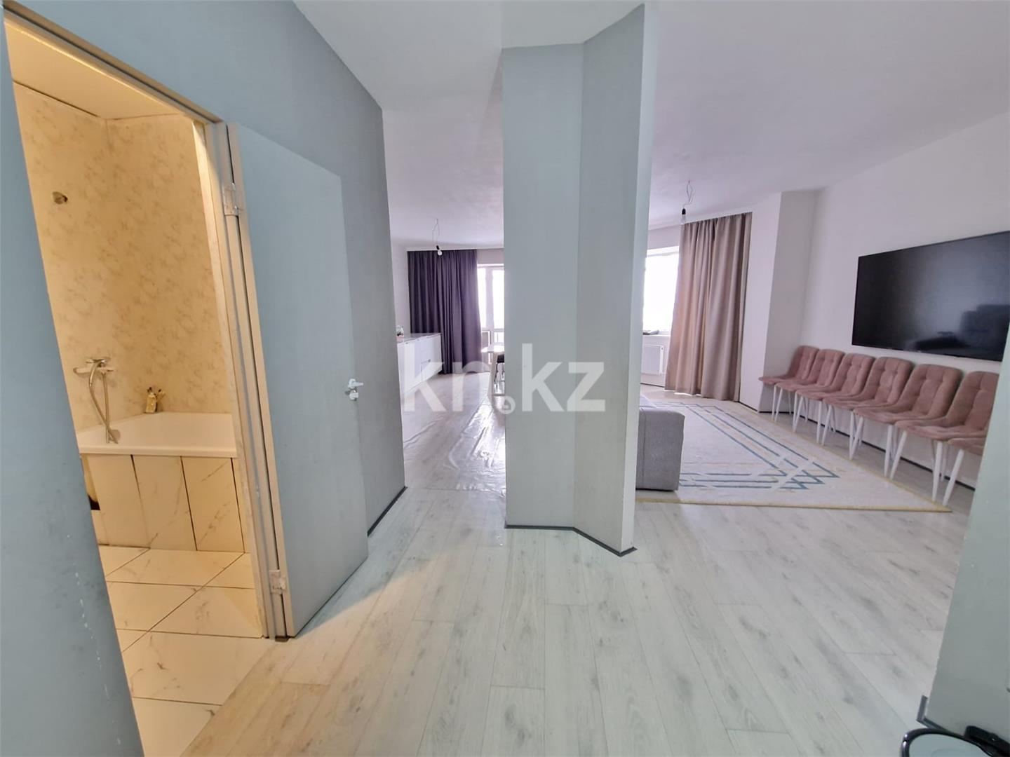 Продажа 2-комнатной квартиры, 74 м², пр. Республики - Продажа  двухкомнатных квартир в Караганде фото 10 из 16