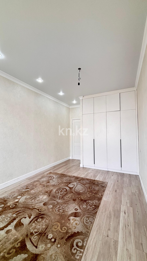 Продажа 3-комнатной квартиры, 97 м², ул. Ахмедьярова, дом  3 в Астане - фото 10