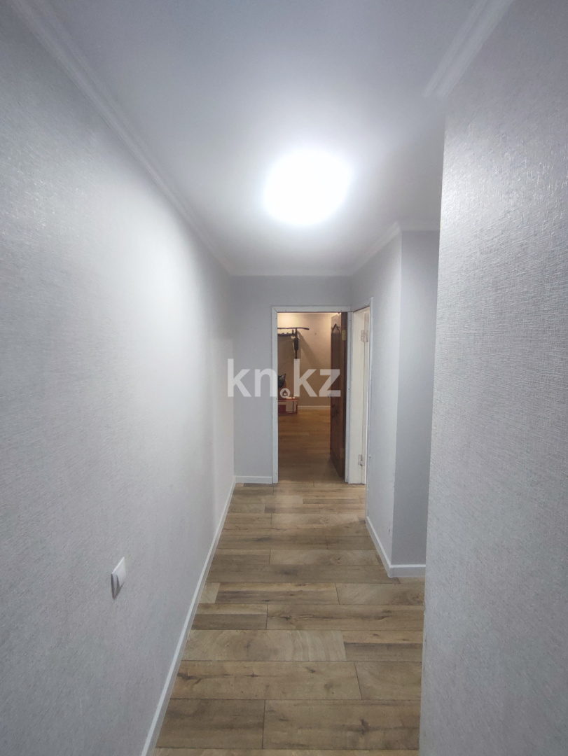 Продажа 2-комнатной квартиры, 44 м², пр. Н. Абдирова в Караганде - фото 8