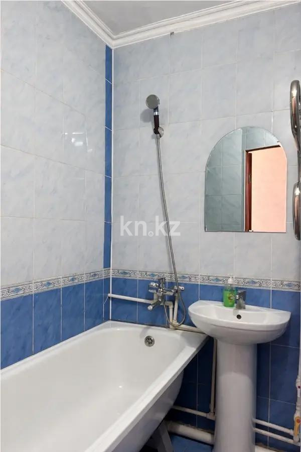 Продажа 4-комнатной квартиры, 62 м² - Продажа четырехкомнатных квартир от собственников в Караганде фото 6 из 8