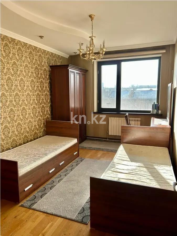 Продажа 3-комнатной квартиры, 112 м², ул. Ауэзова, дом  163а - Продажа земельных участков в Уральске фото 2 из 5