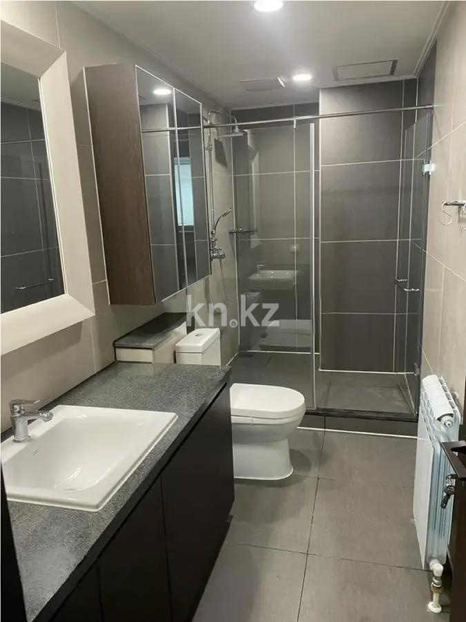 Продажа 4-комнатной квартиры, 135 м², ул. Нажимеденова, дом  4 в Астане - фото 5