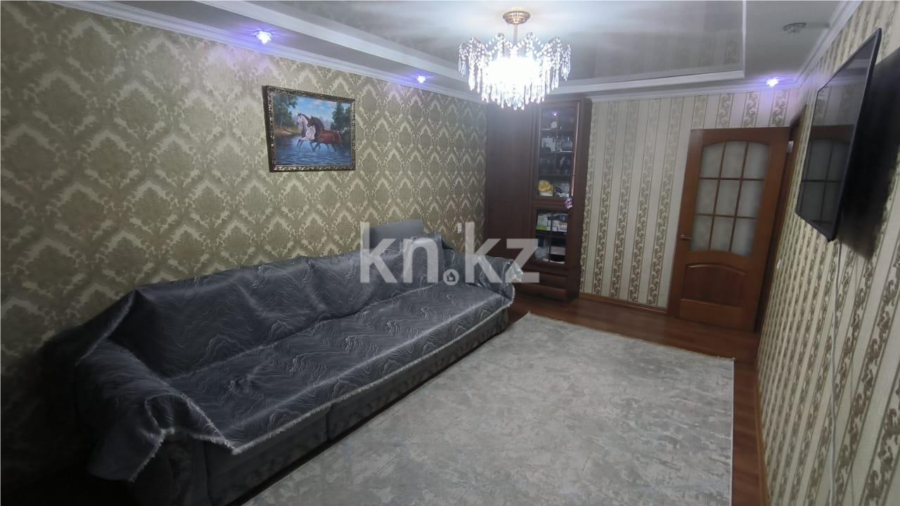 Продажа 3-комнатной квартиры, 63 м², ул. Язева в Караганде - фото 3