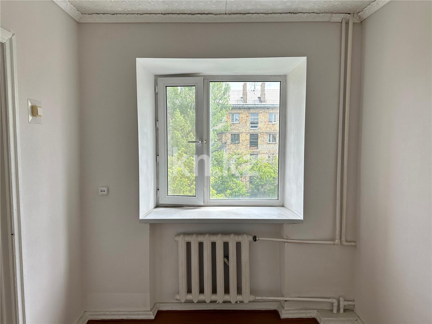 Продажа 3-комнатной квартиры, 42 м² - Продажа недвижимости в Караганде фото 2 из 9