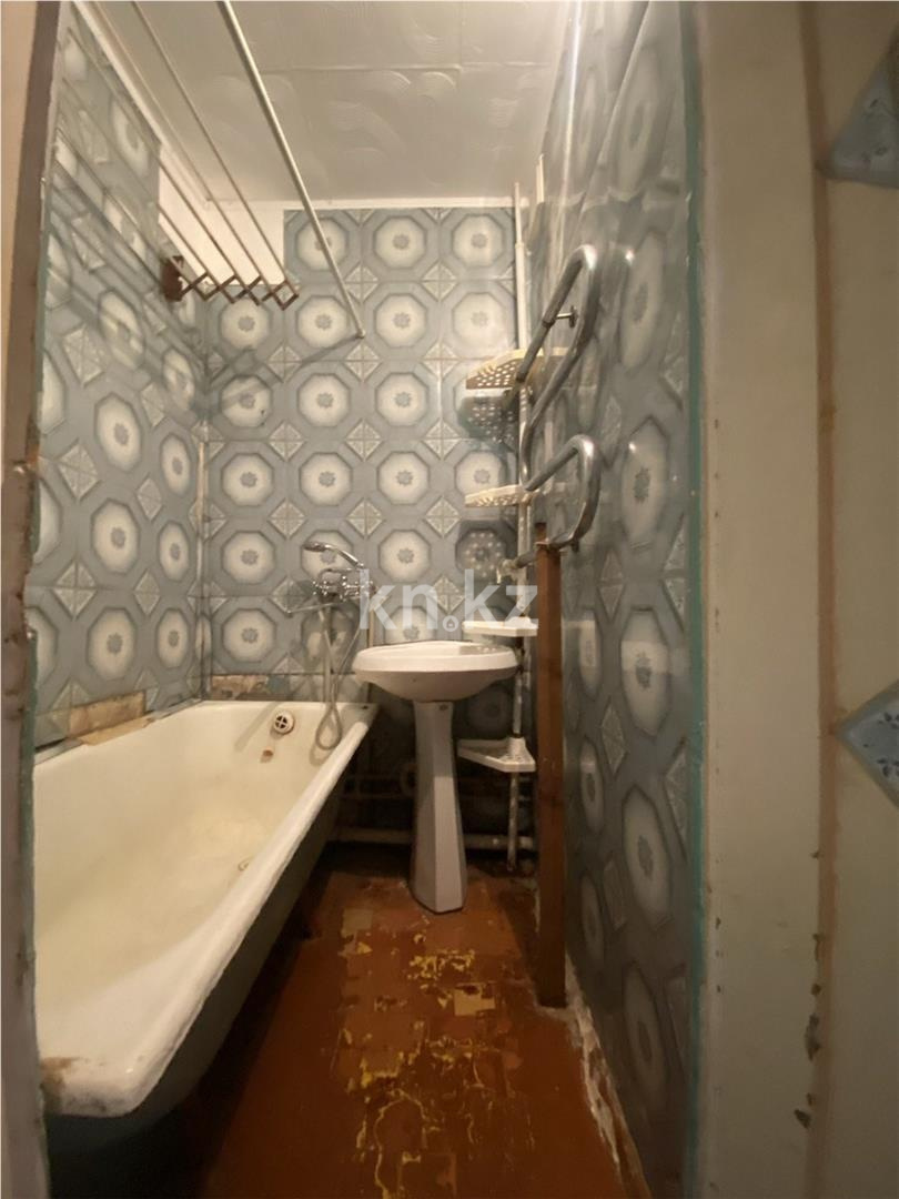 Продажа 3-комнатной квартиры, 55 м², ул. Абая в Темиртау - фото 9