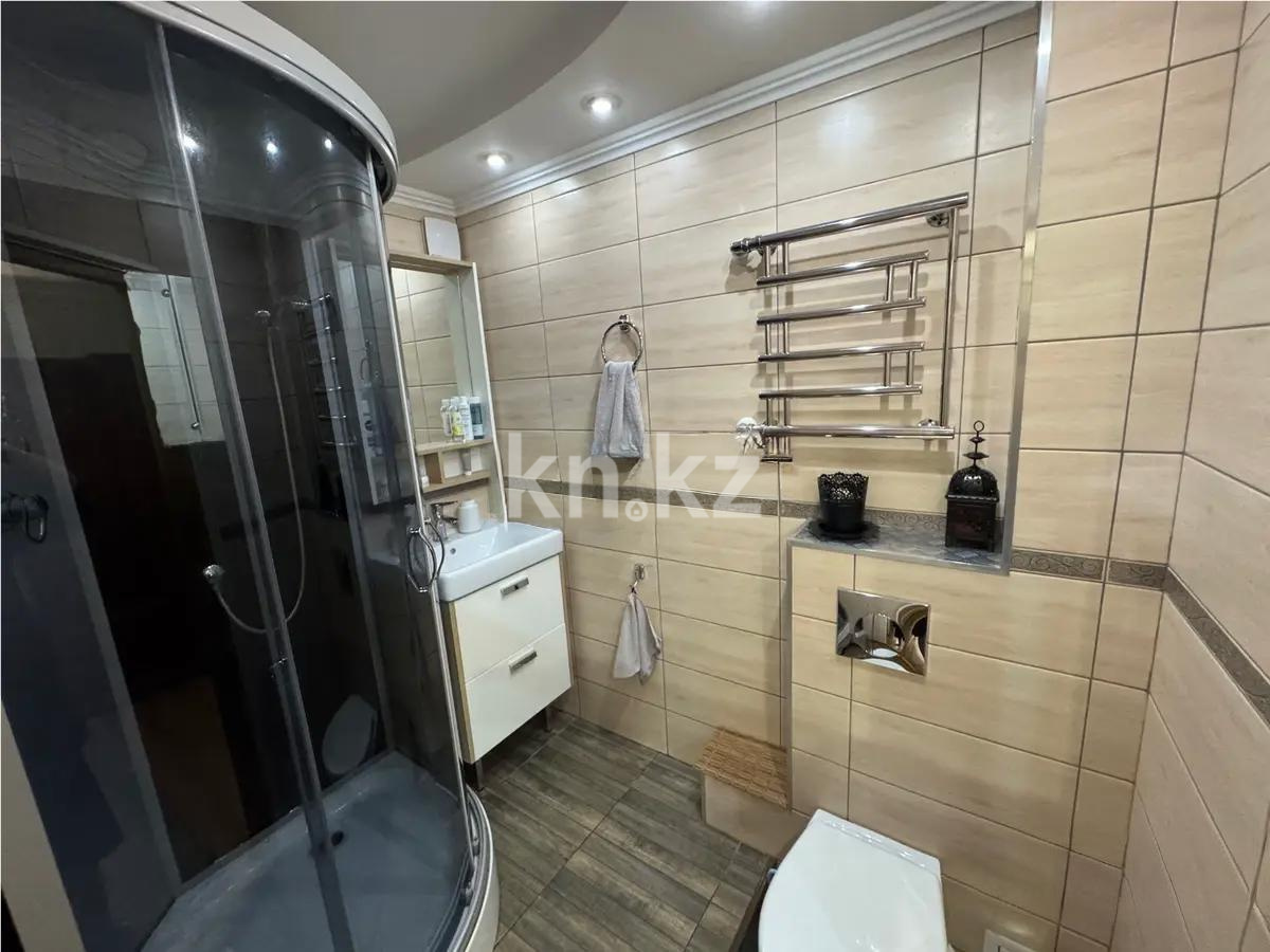 Продажа 3-комнатной квартиры, 62 м², ул. Дюсембекова, дом  35 - Продажа  трехкомнатных квартир в Караганде фото 6 из 7