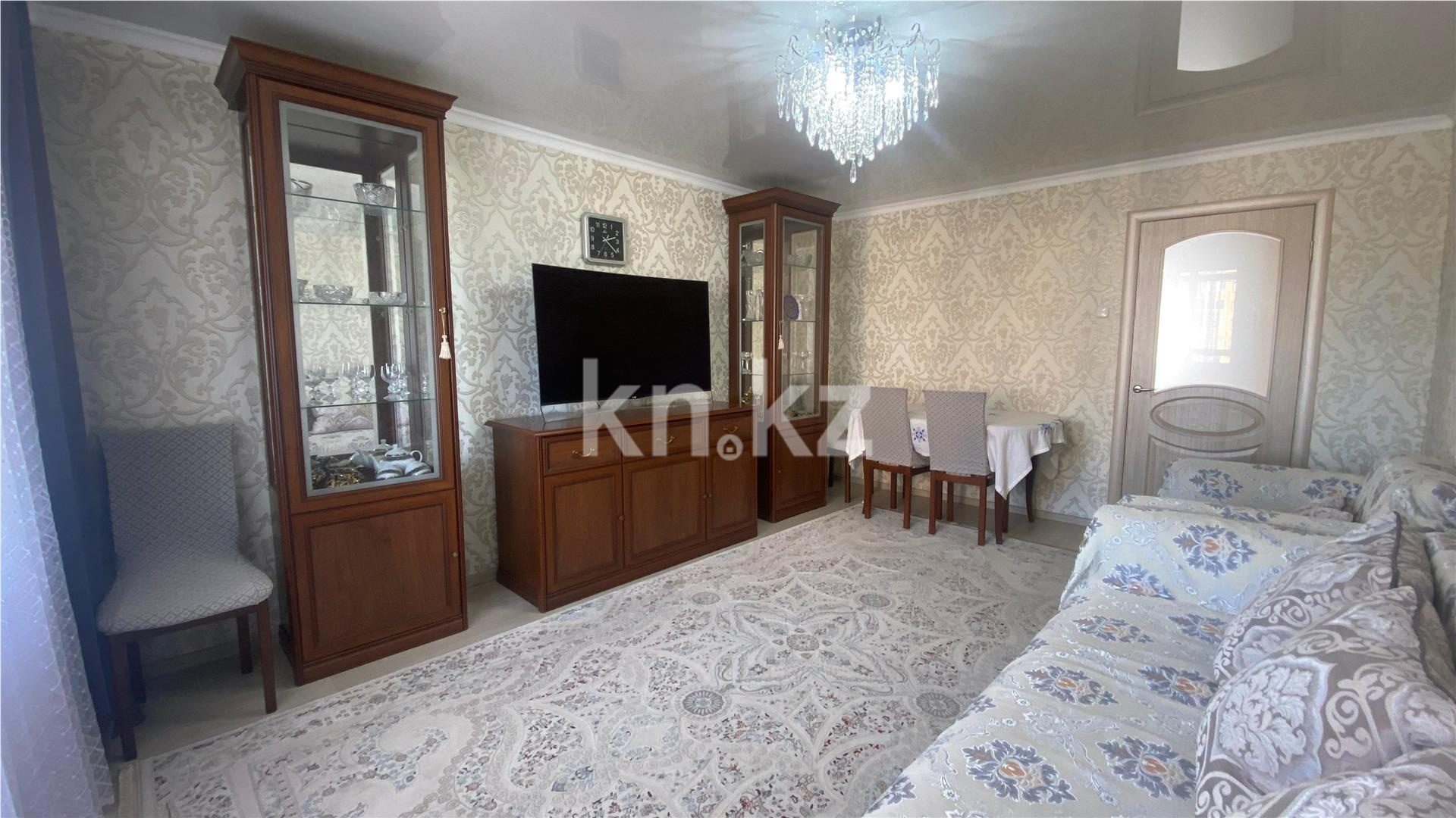 Продажа 3-комнатной квартиры, 66 м², ул. Карбышева - Продажа  трехкомнатных квартир в Караганде фото 2 из 14