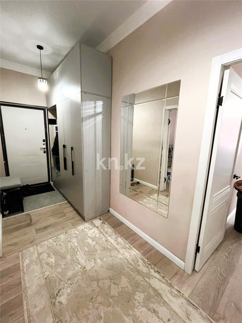 Продажа 2-комнатной квартиры, 65 м², ул. Муканова - Продажа  двухкомнатных квартир в Караганде фото 19 из 21