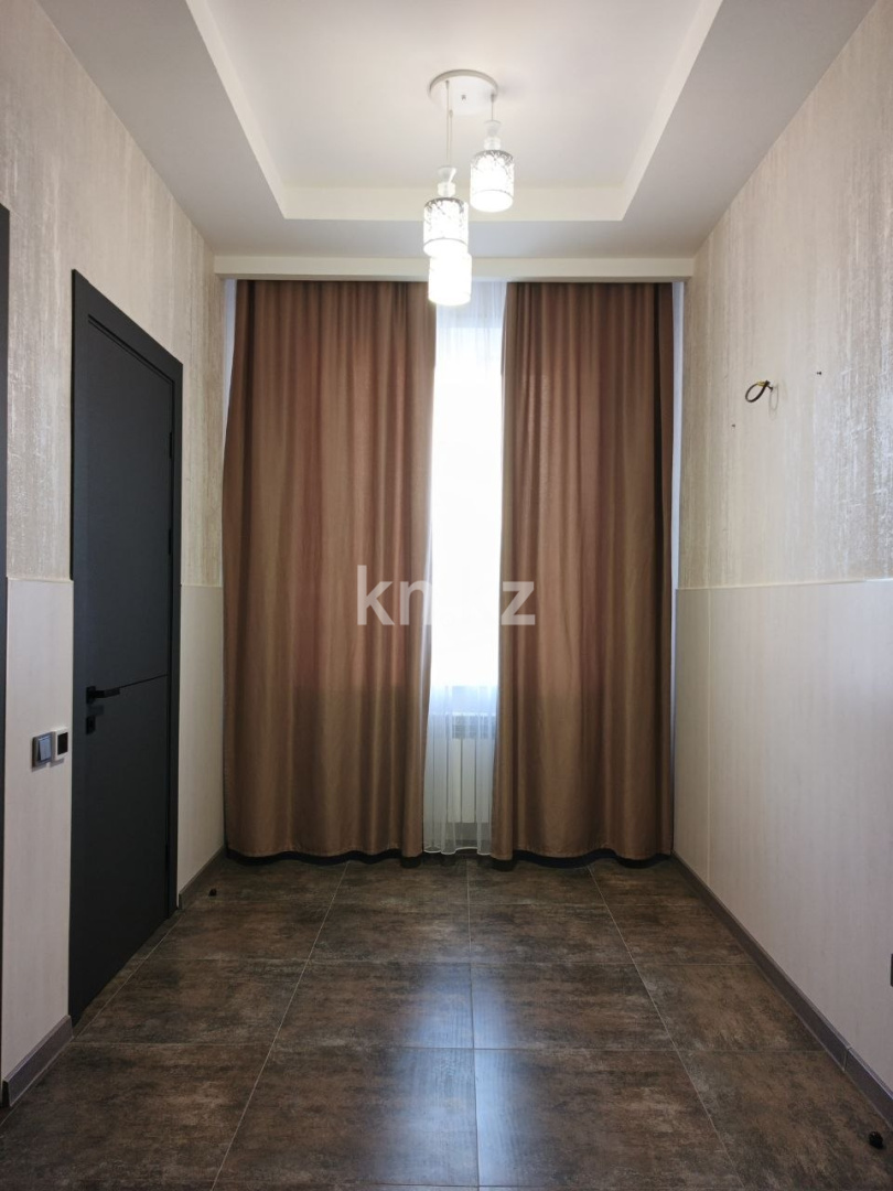 Продажа 7-комнатного дома, 470.3 м² - Продажа домов, коттеджей в Караганде - страница 4 фото 7 из 19