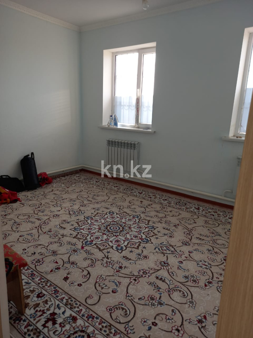 Продажа 4-комнатного дома, 100 м², Центральная, дом  1б - Продажа домов, коттеджей в Таразе фото 1 из 9