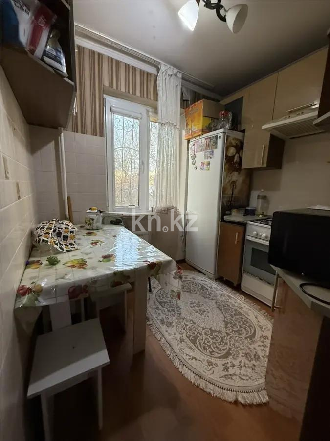 Продажа 3-комнатной квартиры, 60 м², мкр. Аксай-3, дом  12 - Продажа  трехкомнатных квартир в Алматы фото 4 из 5