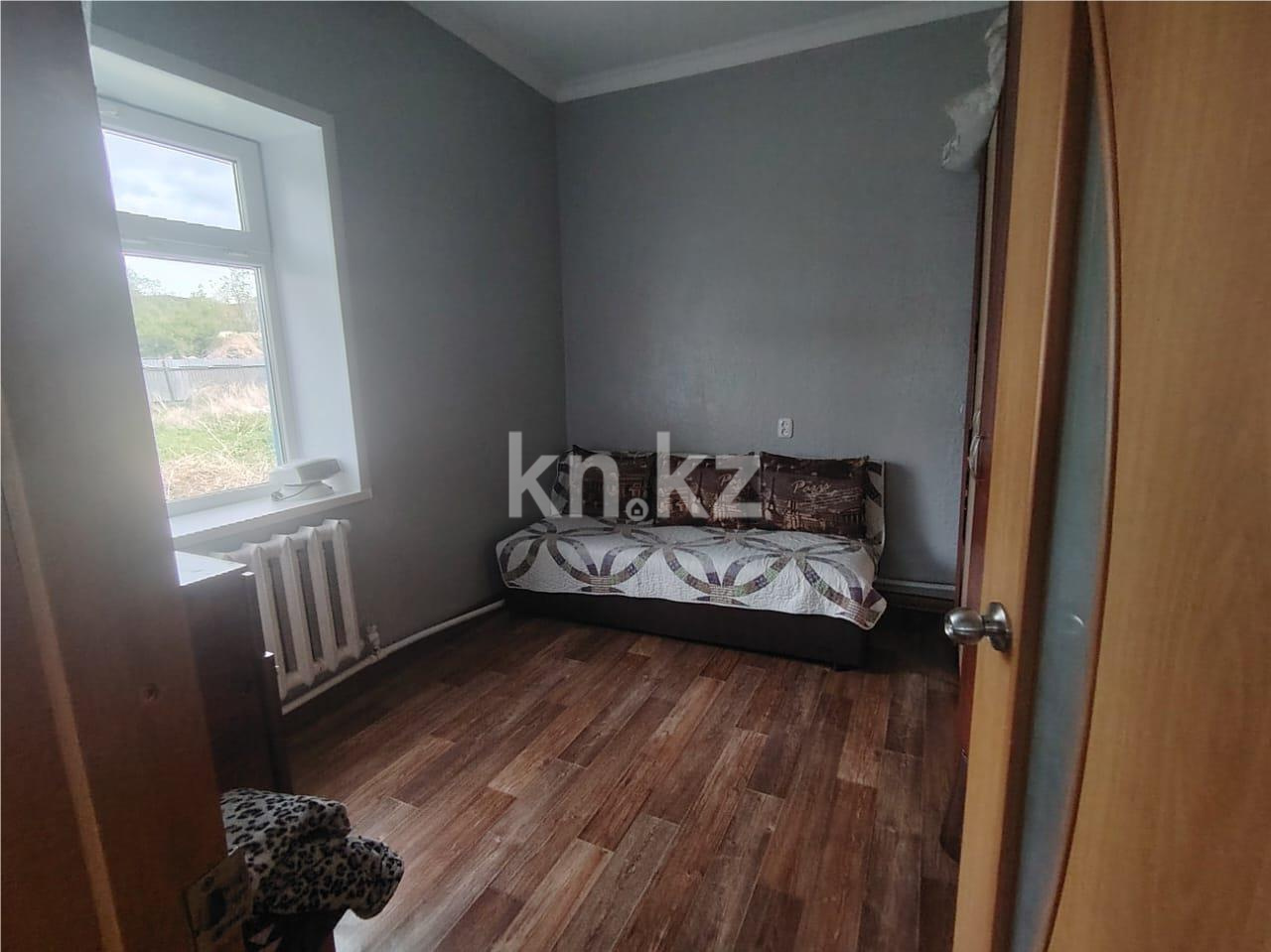 Продажа 4-комнатного дома, 80.4 м², ул. Амангельды, дом  33 - Продажа земельных участков в Уральске фото 4 из 26