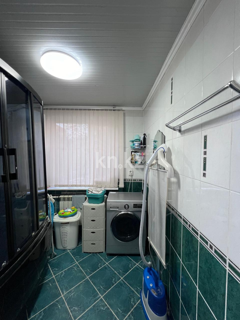 Продажа 3-комнатной квартиры, 83 м², ул. Дюсембекова, дом  35 в Караганде - фото 9