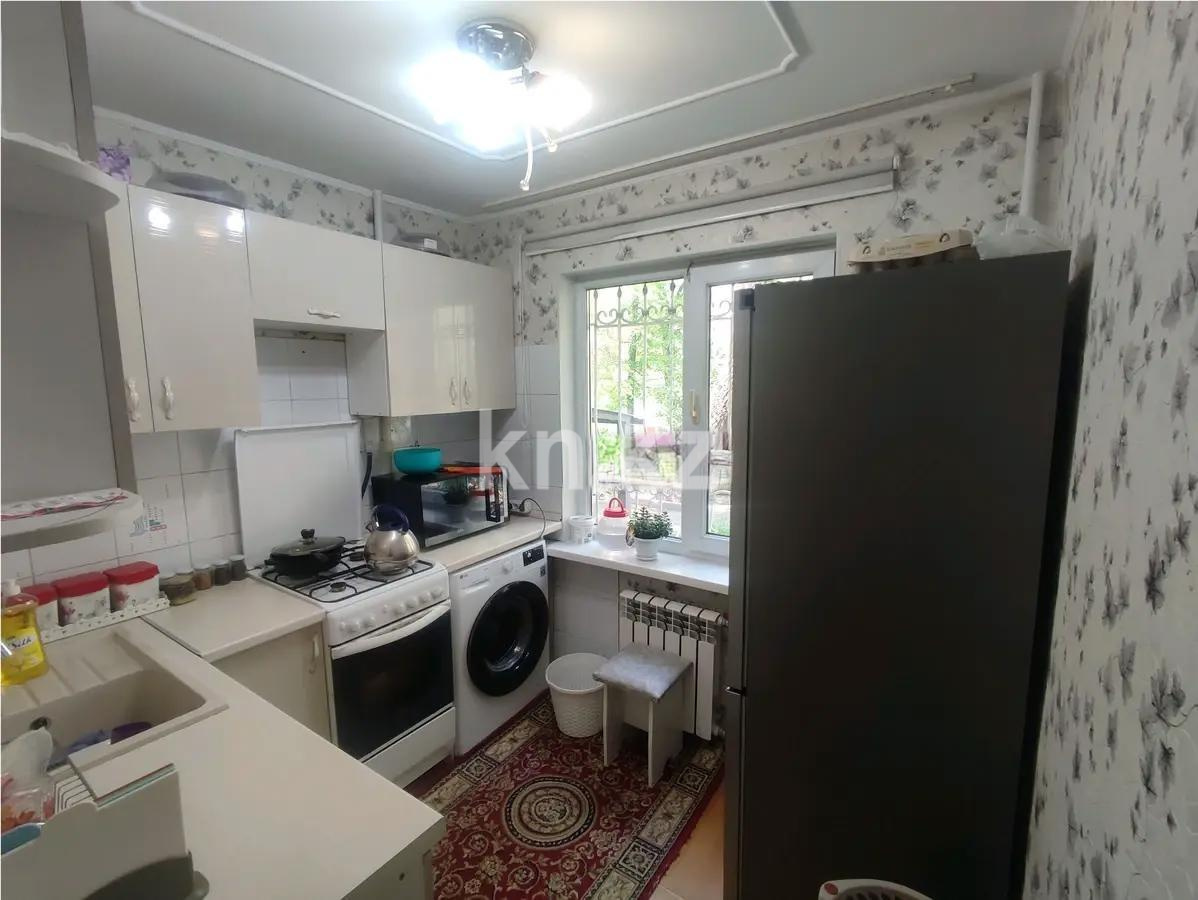 Продажа 3-комнатной квартиры, 58 м², мкр-н 2, дом  3 в Алматы - фото 4