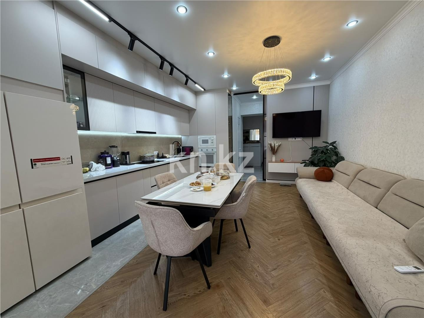 Продажа 4-комнатной квартиры, 100 м² - Продажа квартир в кирпичном доме в Казахстане - страница 112 фото 2 из 7