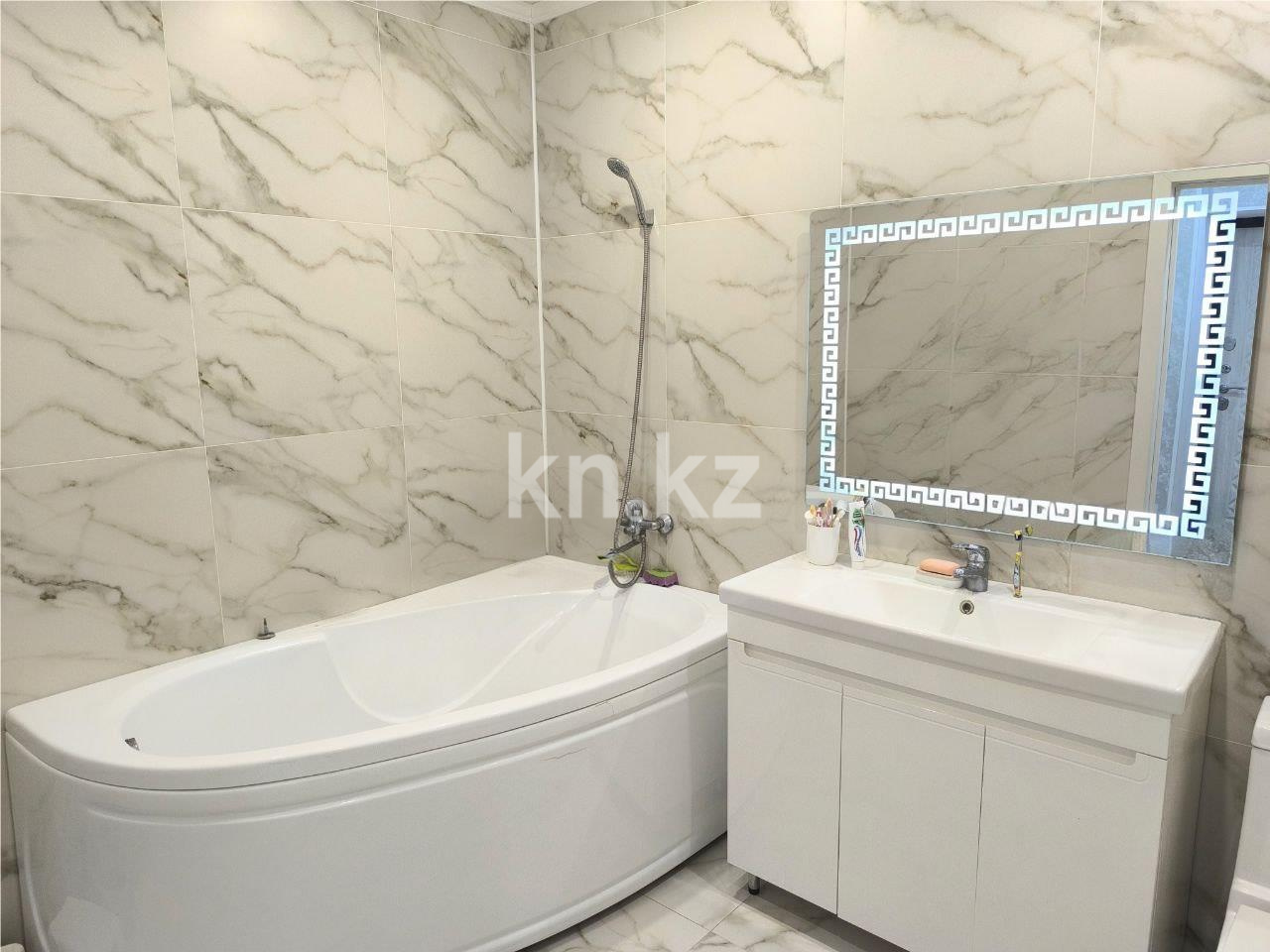 Продажа 3-комнатной квартиры, 66 м², ул. Таттимбета, дом  5/5 - Продажа  трехкомнатных квартир в Караганде фото 8 из 17