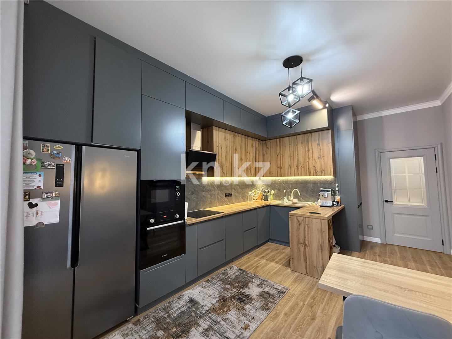 Продажа 3-комнатной квартиры, 91 м², ул. Ашимова - Продажа  трехкомнатных квартир в Караганде фото 21 из 26