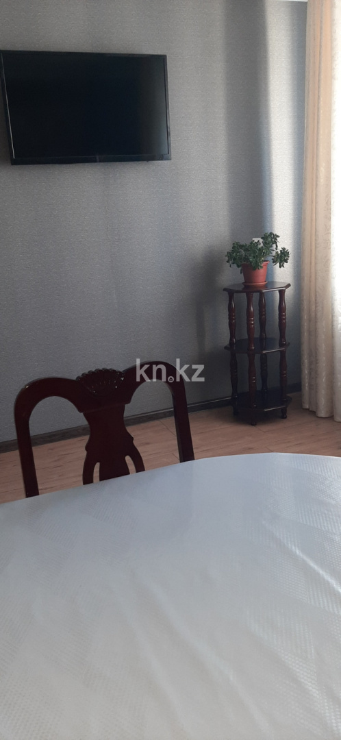 Продажа 2-комнатной квартиры, 74 м², ул. Сауран, дом  9б - ул. Керей, Жанибек хандар в Астане - фото 4