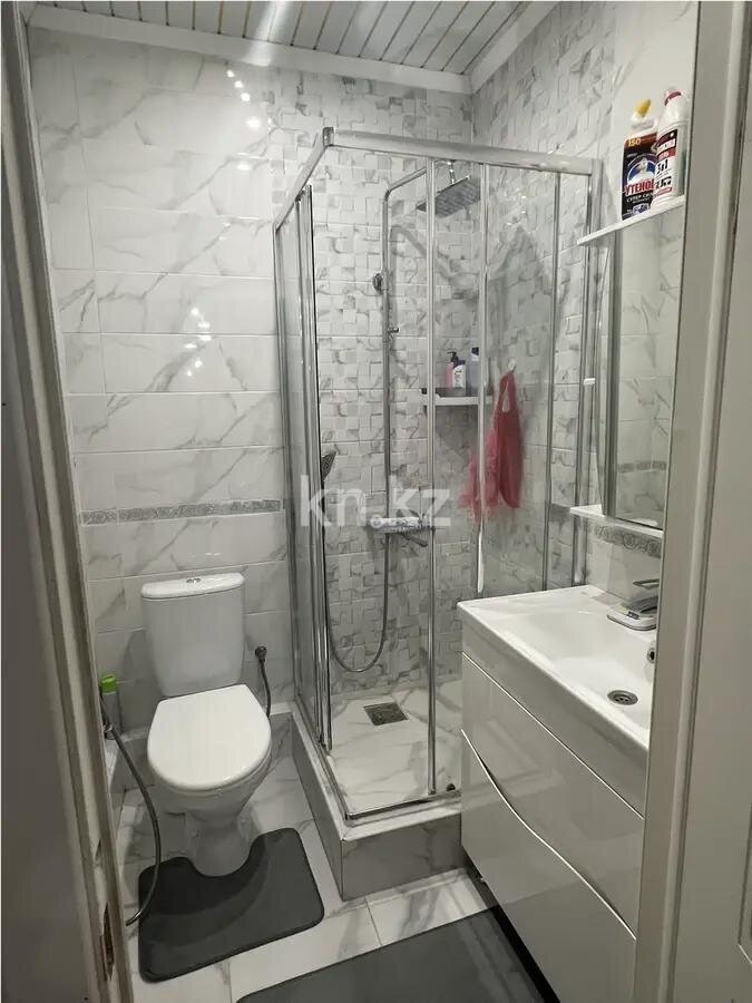 Продажа 2-комнатной квартиры, 73.7 м² в Алматы - фото 2