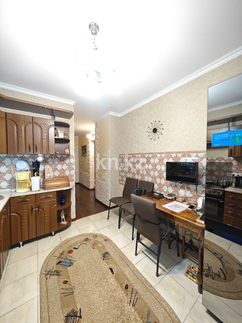 Продажа 4-комнатной квартиры, 85 м² в Караганде - фото 4