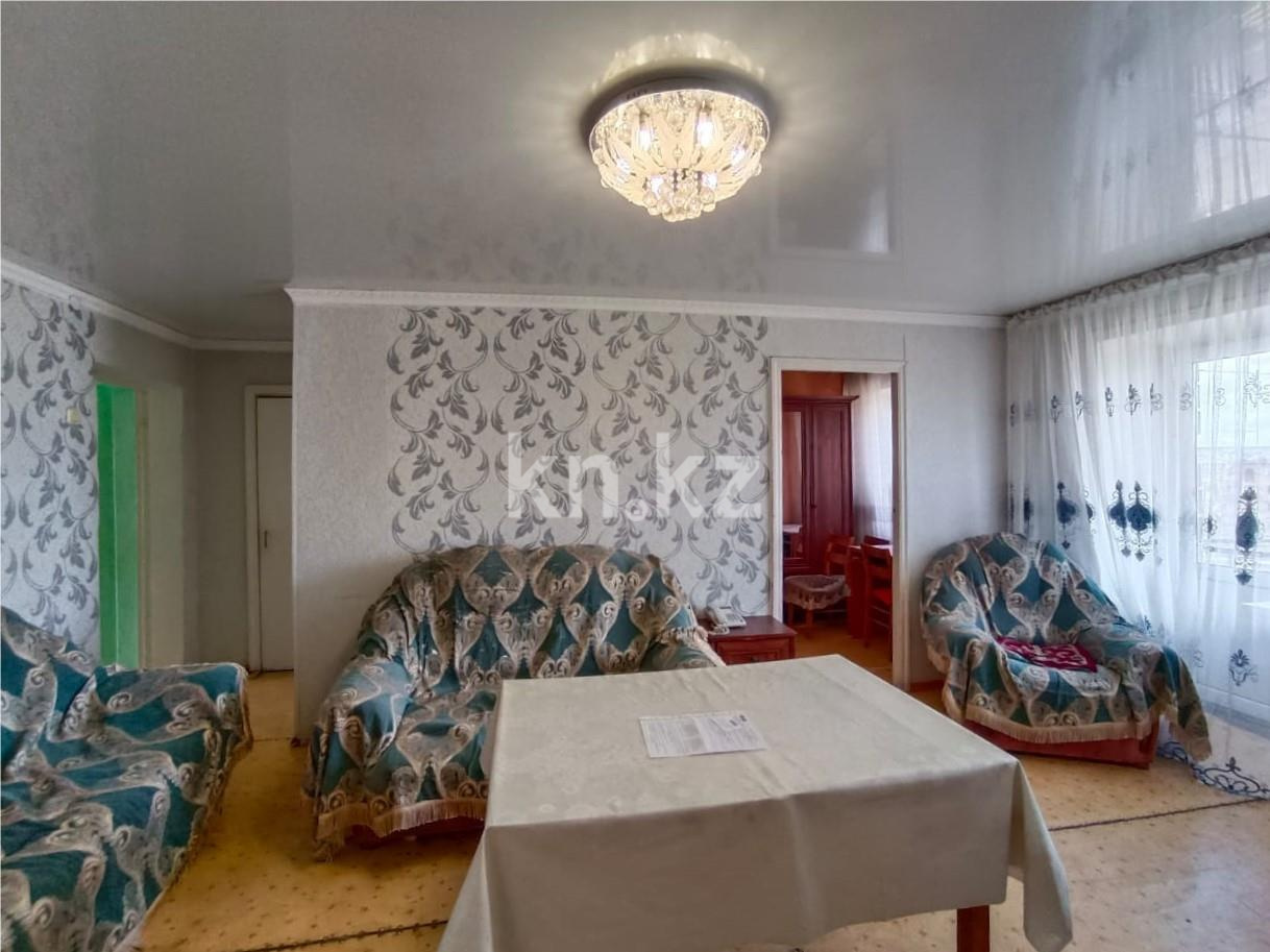 Продажа 3-комнатной квартиры, 57 м², ул. Зелинского - Продажа квартир в Караганде фото 1 из 16
