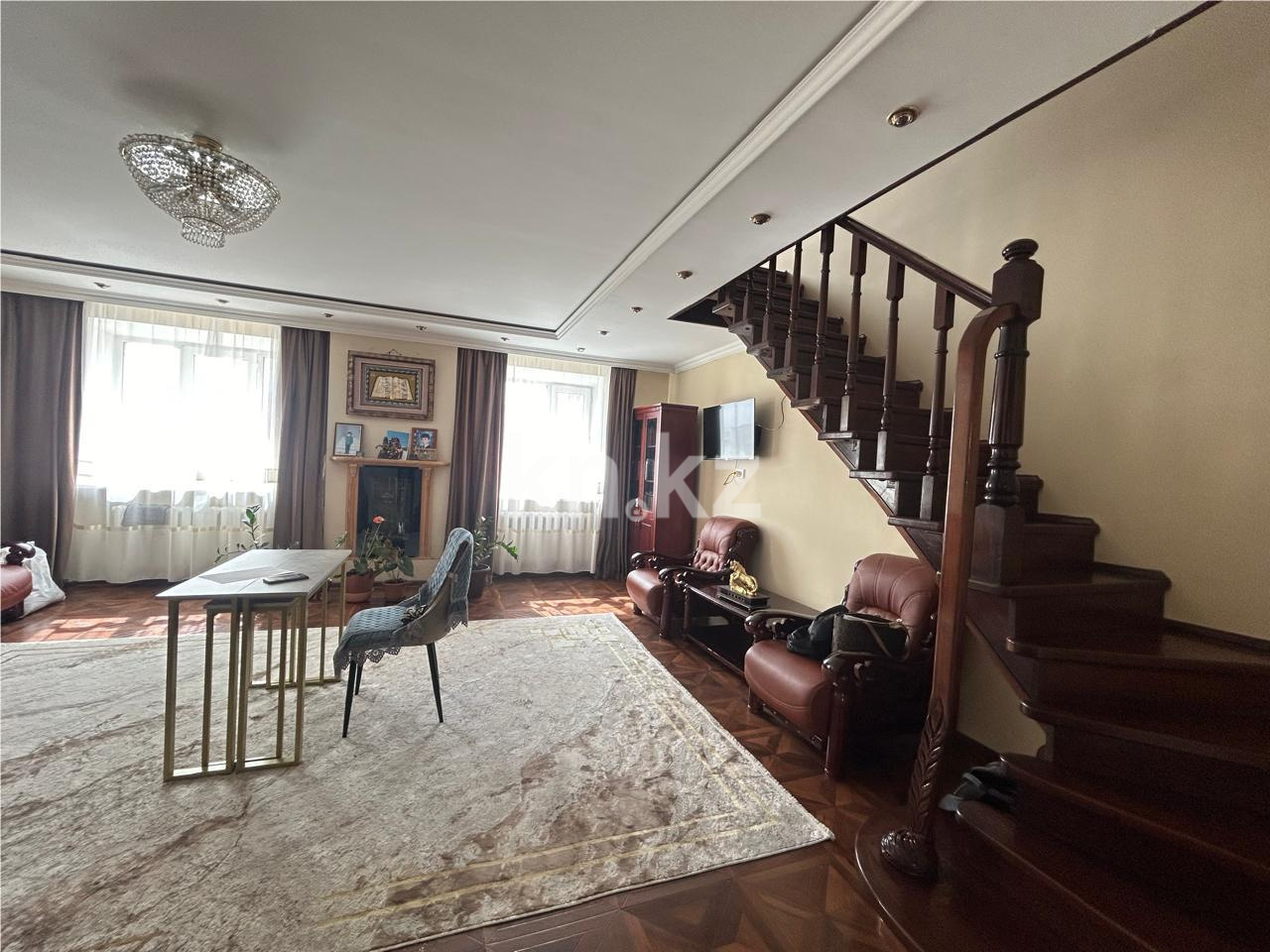 Продажа 4-комнатной квартиры, 148 м², ул. Бараева - Продажа  четырехкомнатных квартир в Астане фото 1 из 15