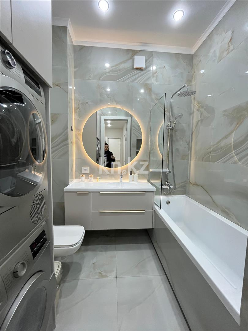 Продажа 2-комнатной квартиры, 64 м², ул. Муканова, дом  47/3 в Караганде - фото 16