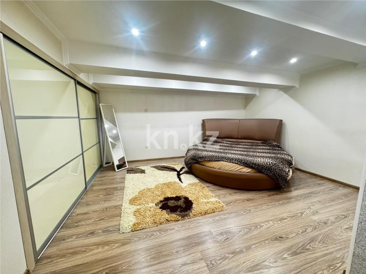 Продажа 2-комнатной квартиры, 81 м² в Караганде - фото 8