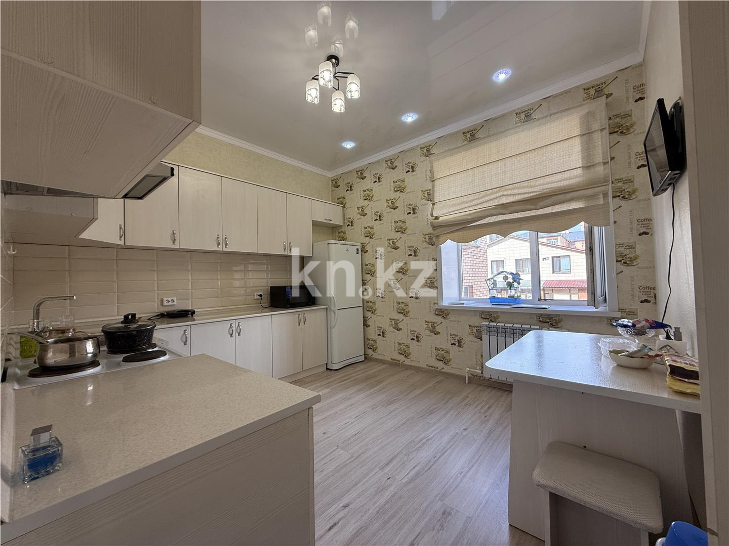 Продажа 2-комнатной квартиры, 60 м², ул. Таттимбета, дом  5Б - Продажа  двухкомнатных квартир в Караганде фото 8 из 14