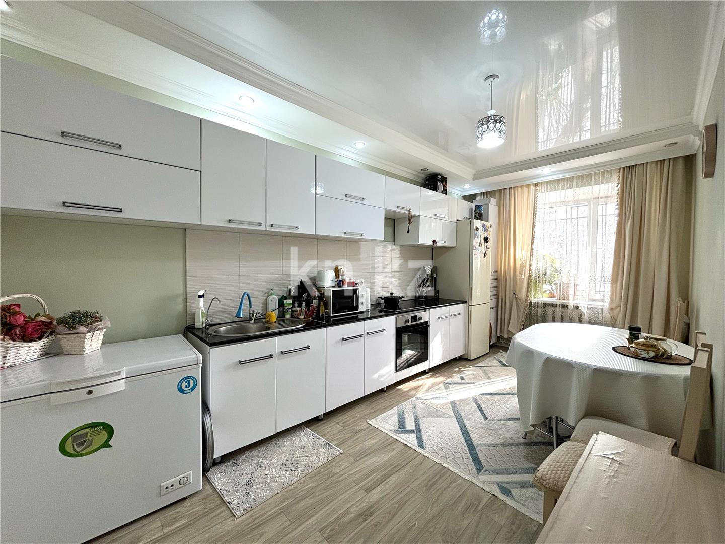 Продажа 3-комнатной квартиры, 77 м², ул. Абая в Караганде - фото 8