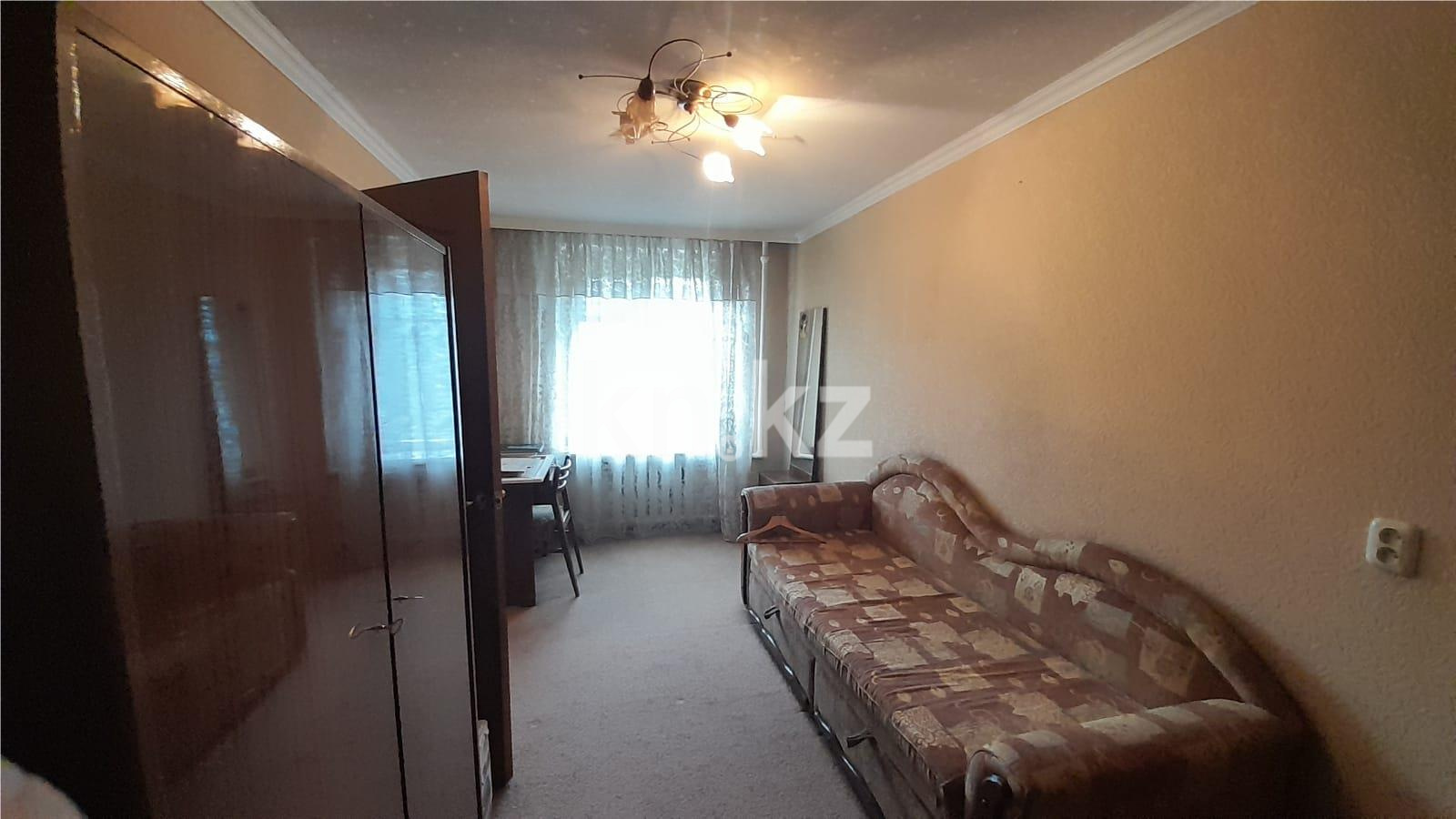 Продажа 3-комнатной квартиры, 51 м², ул. Ермекова, дом  62 - Продажа квартир в Караганде фото 5 из 11