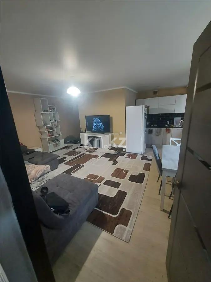 Продажа 2-комнатной квартиры, 42 м², ул. Ермекова, дом  10 - Продажа квартир в Караганде без посредников с фото фото 1 из 4