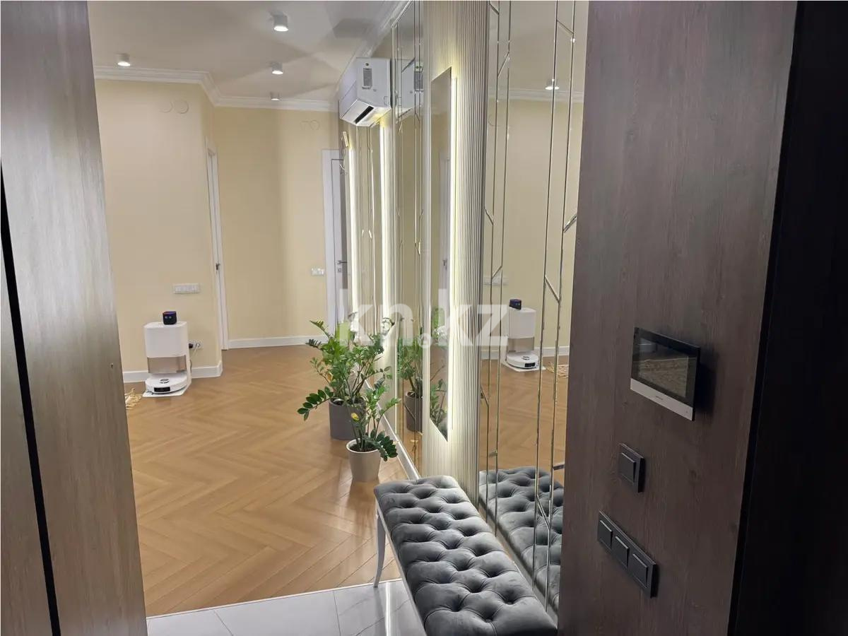 Продажа 4-комнатной квартиры, 123 м², ул. Сатпаева, дом  90/56 - Продажа квартир в Алматы с фото фото 6 из 6