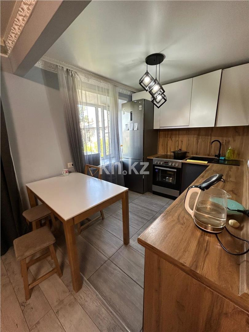 Продажа 3-комнатной квартиры, 57 м², ул. Можайского, дом  5 - Продажа жилой и коммерческой недвижимости в Караганде фото 1 из 10